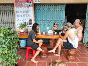 Dolphin Home Stay New